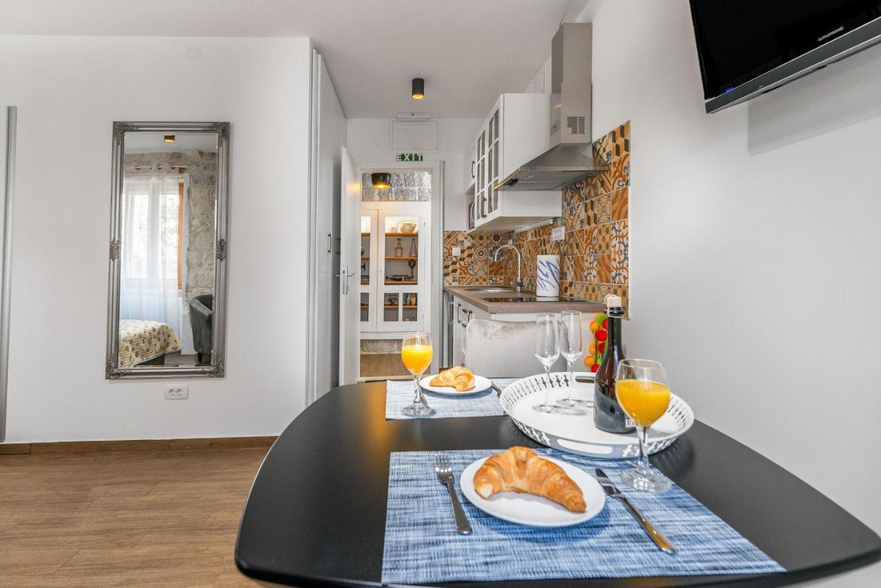 Vintage House Al Pozzo Aparthotel Hvar Town Exterior foto