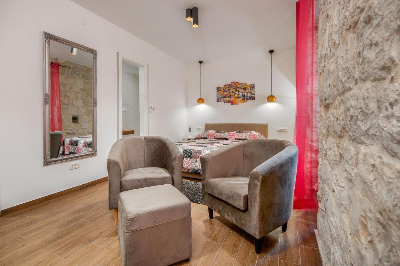 Vintage House Al Pozzo Aparthotel Hvar Town Exterior foto
