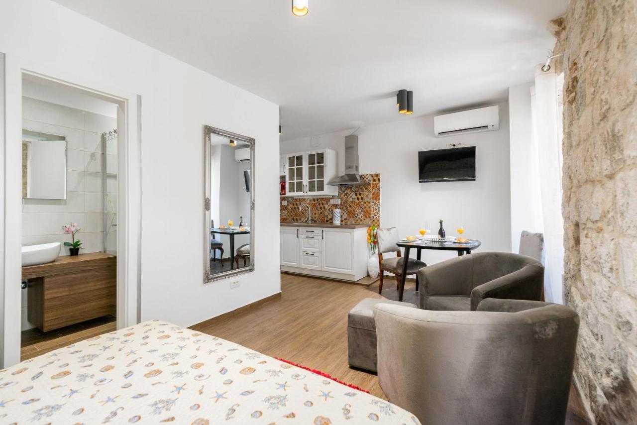 Vintage House Al Pozzo Aparthotel Hvar Town Exterior foto