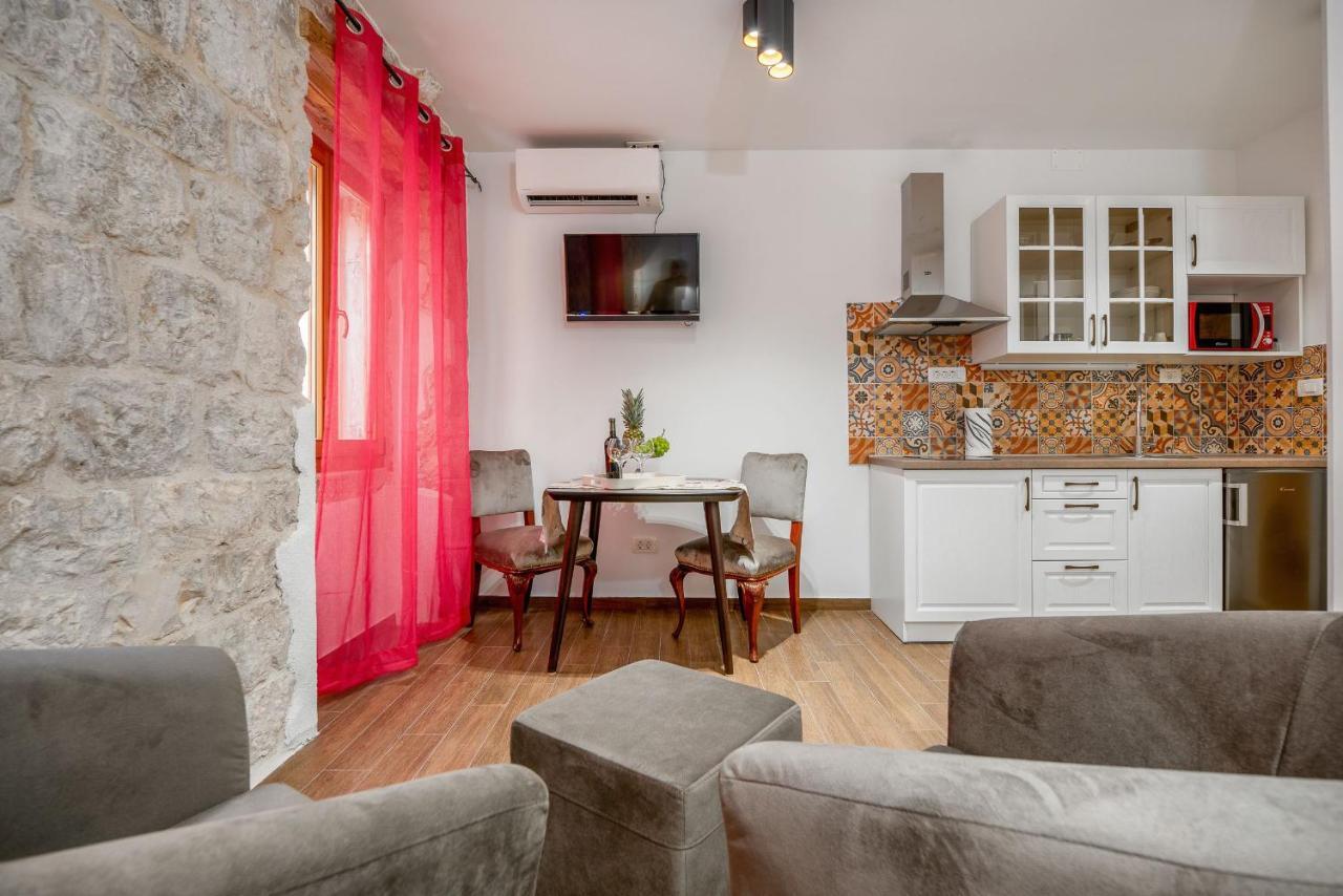 Vintage House Al Pozzo Aparthotel Hvar Town Exterior foto