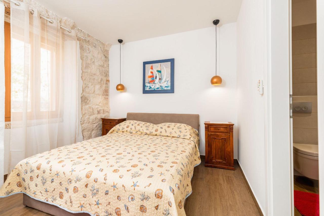 Vintage House Al Pozzo Aparthotel Hvar Town Exterior foto