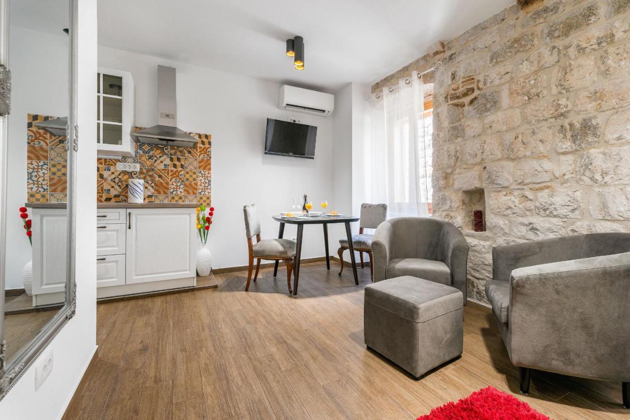 Vintage House Al Pozzo Aparthotel Hvar Town Exterior foto