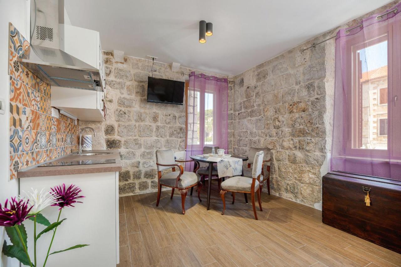 Vintage House Al Pozzo Aparthotel Hvar Town Exterior foto