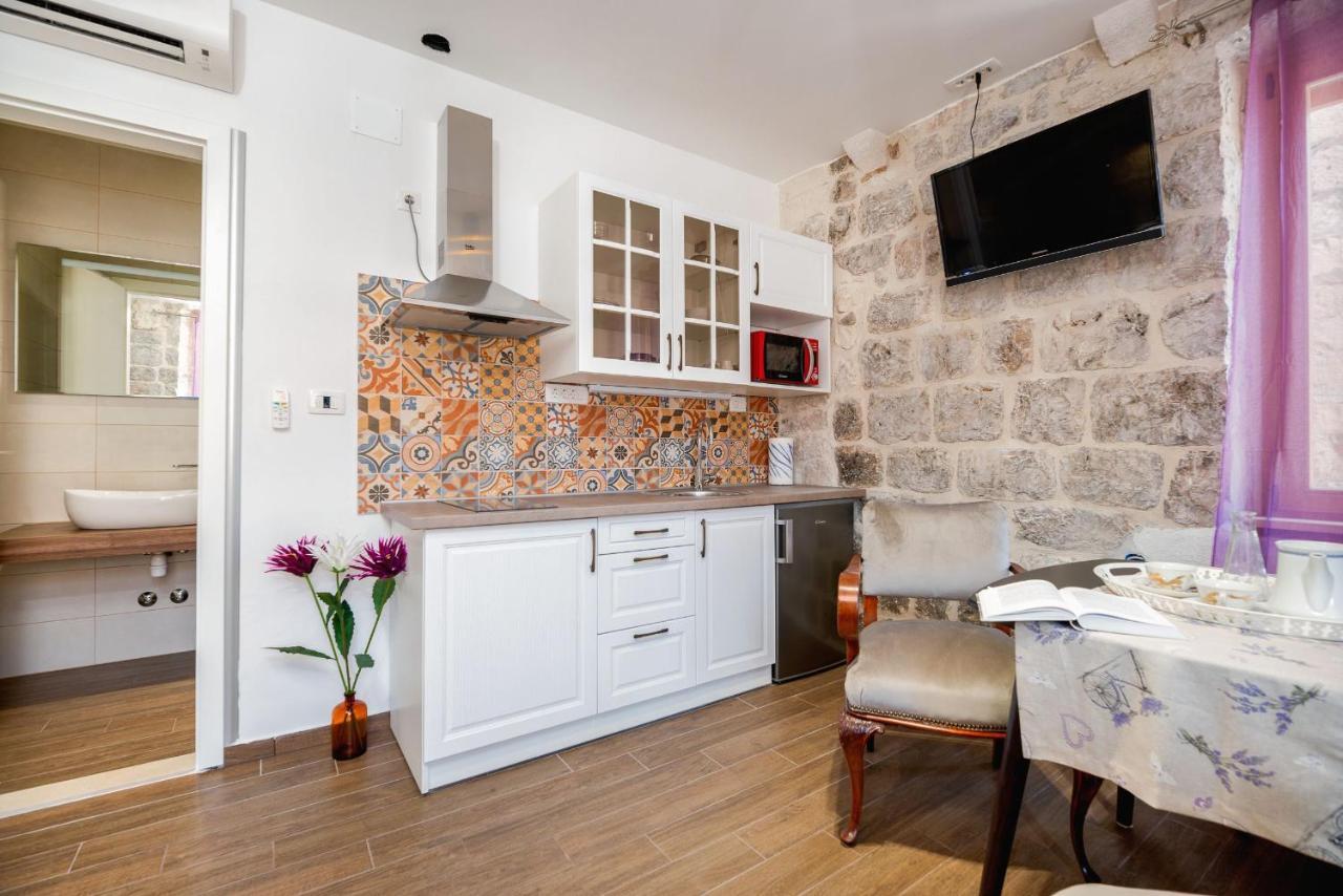 Vintage House Al Pozzo Aparthotel Hvar Town Exterior foto